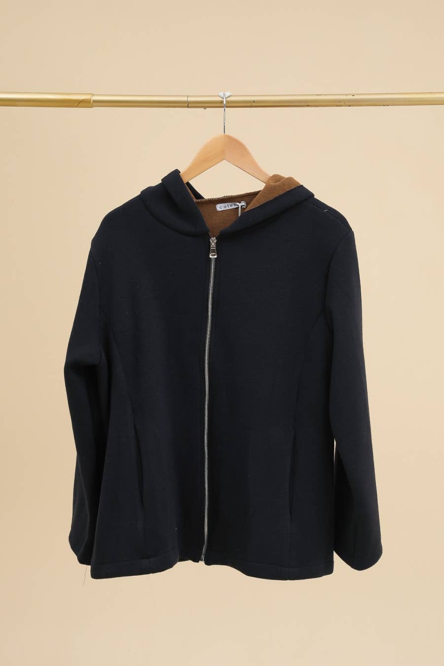 la maison des fibres naturelles - Zip jacket 09568 20% nylon 75% polyester 5% elastic