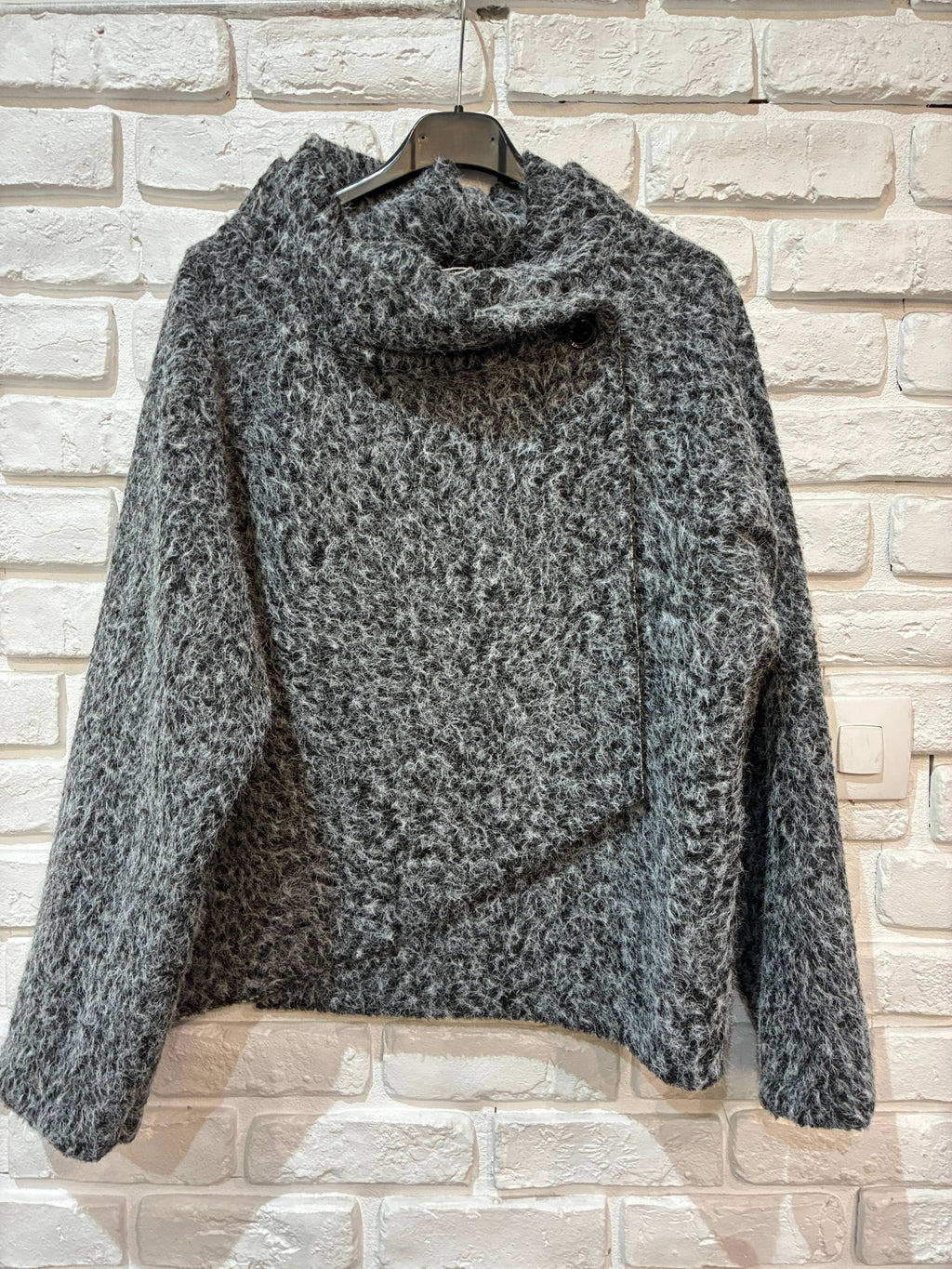 la maison des fibres naturelles - Kimono style jacket 09663 90% polyester 10% wool: Black