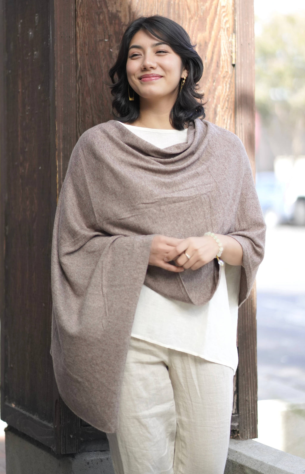 Dolma - Cashmere Poncho Mocha 