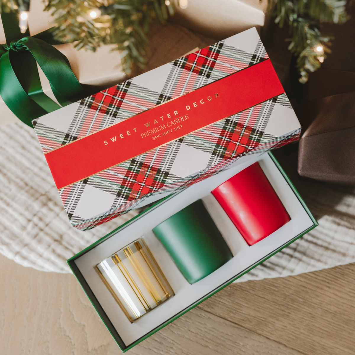 Sweet Water Decor - Christmas Candle Gift Box Set