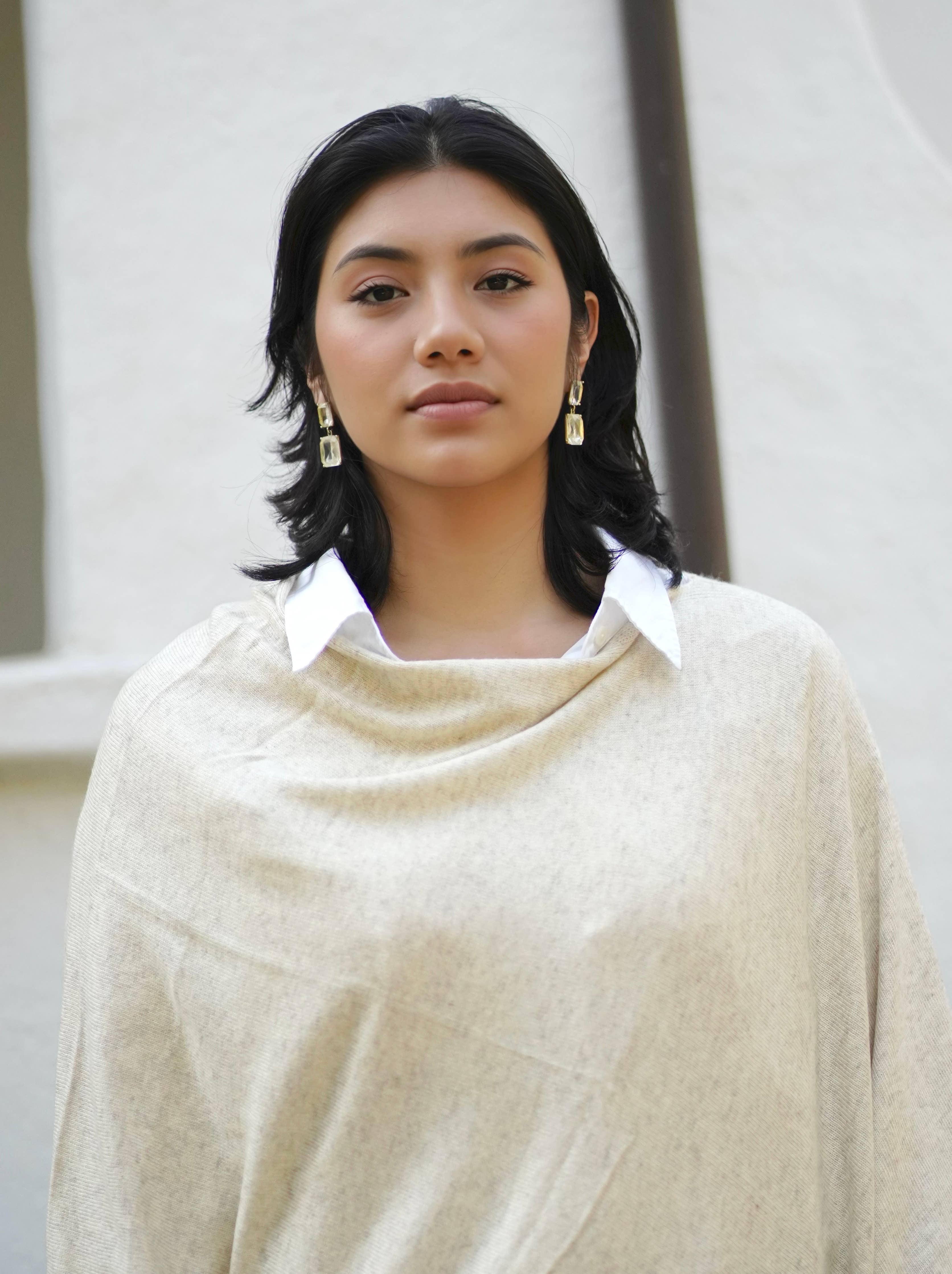 Dolma - Cashmere Poncho Oatmeal 