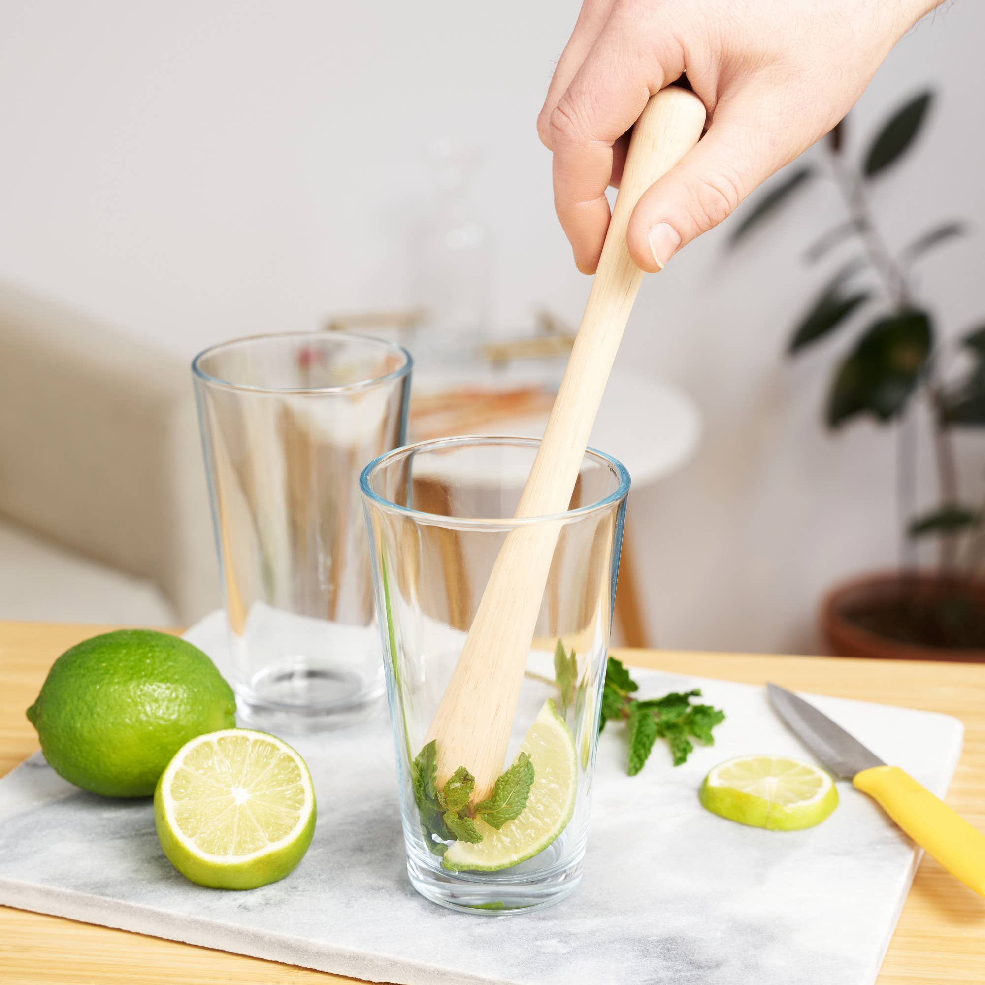 TRUE - Smash Natural Wood Muddler with Serrated Base