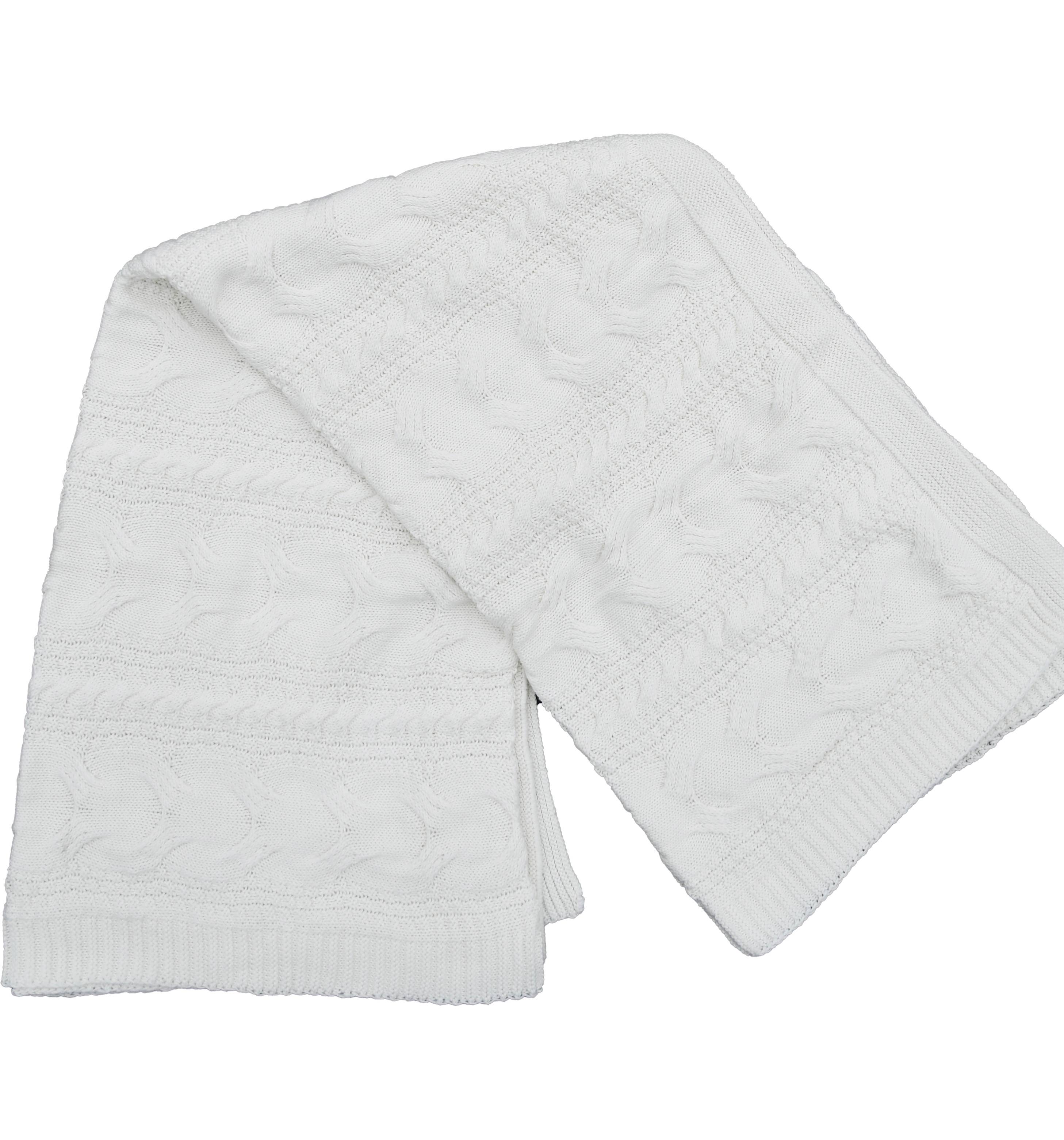 Chloe & Lex - Classic Cableknit Cotton Throw Blankets