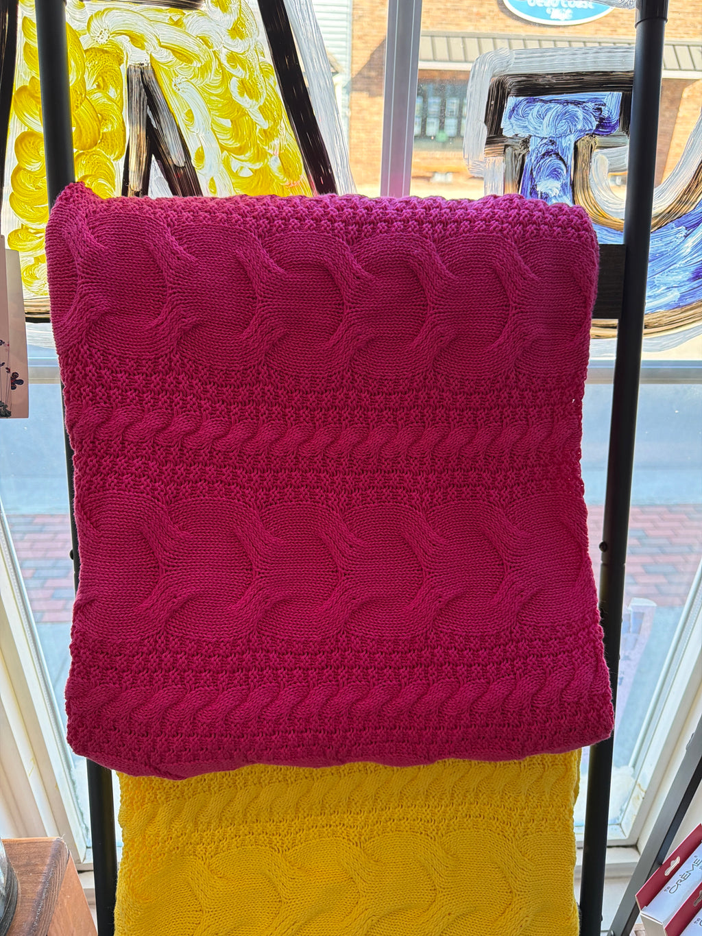 Chloe & Lex - Classic Cableknit Cotton Throw Blankets