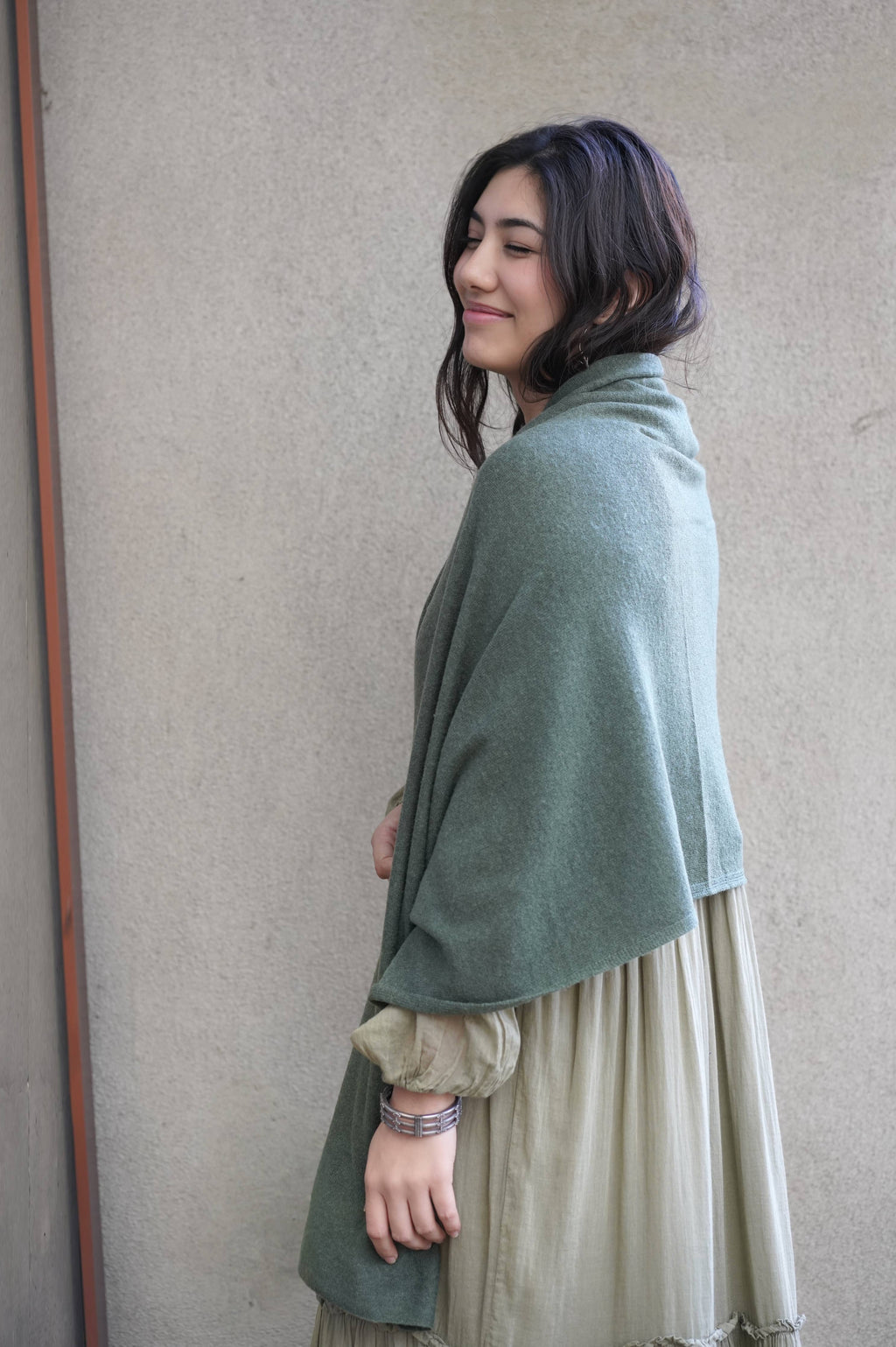 Dolma - Cashmere Scarf/Wrap Seaweed