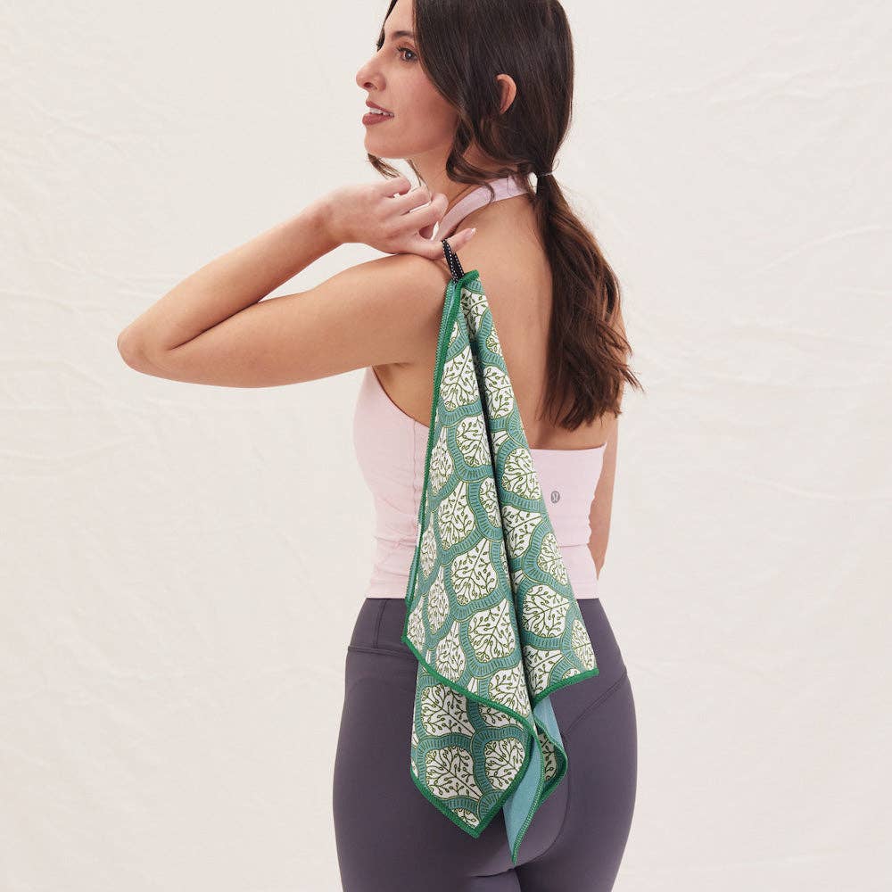 rockflowerpaper - FIFER GREEN Sports Towel