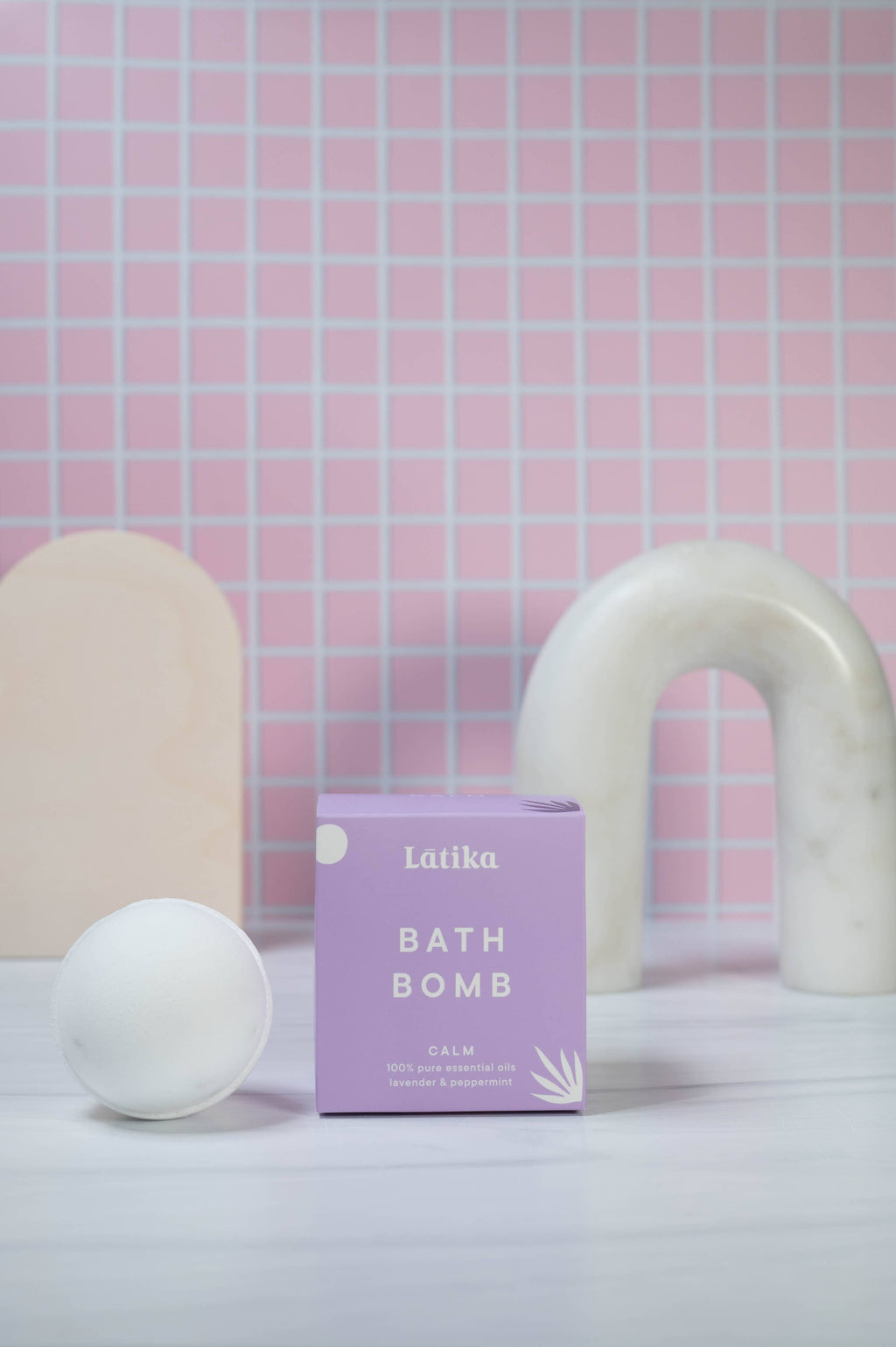 Latika Beauty - Calm Bath Bomb – Pure Essential Oils 🟣 
