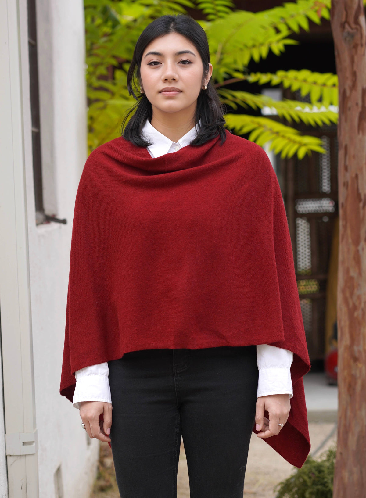 Dolma - Cashmere Poncho-Burgundy